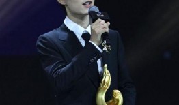 9条娱乐圈最新爆料,明星动向大揭秘，热点事件盘点！